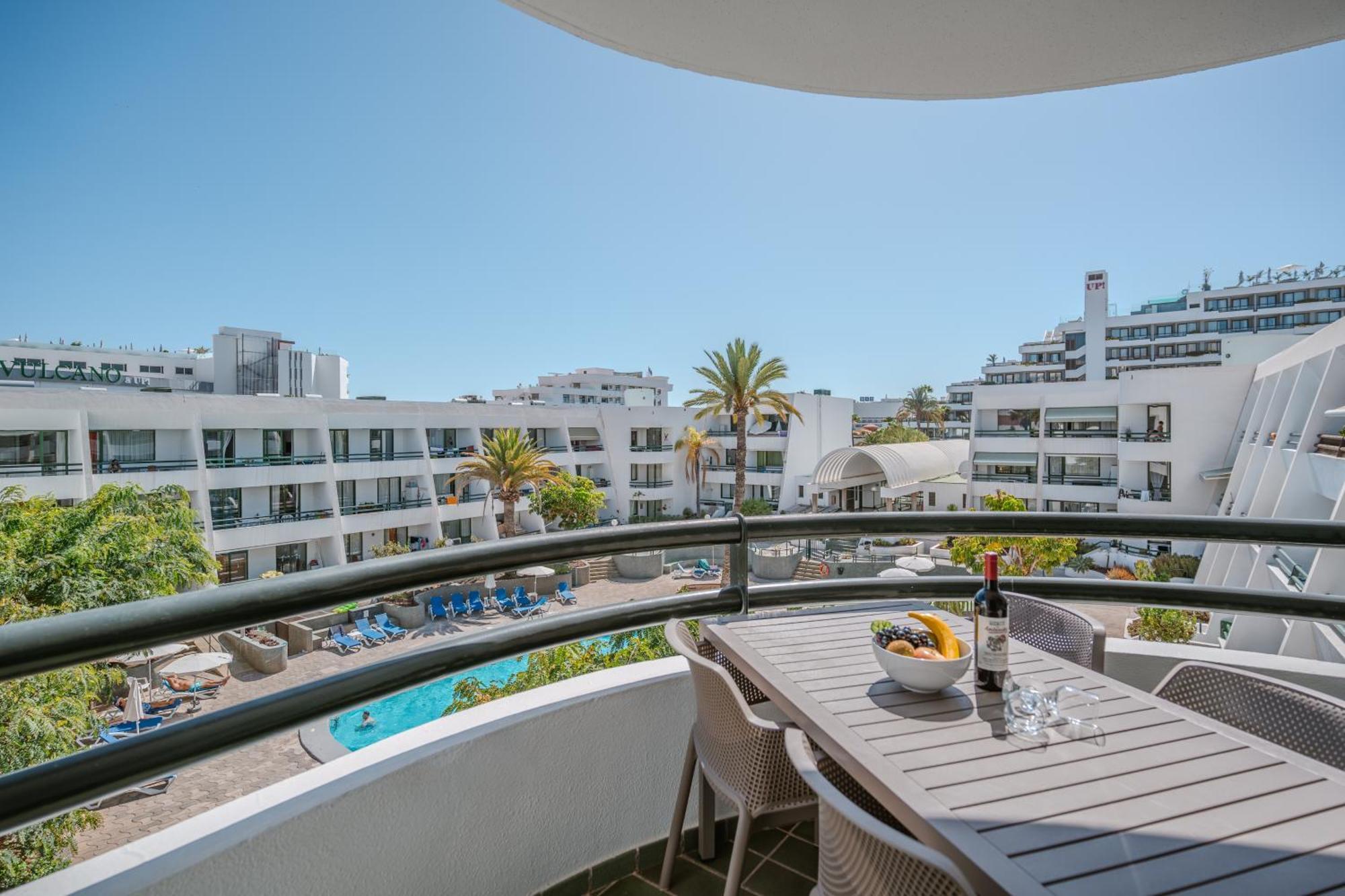 Go2Tenerife Apart Sira Family, Pool & Beach Playa de las Americas  Luaran gambar