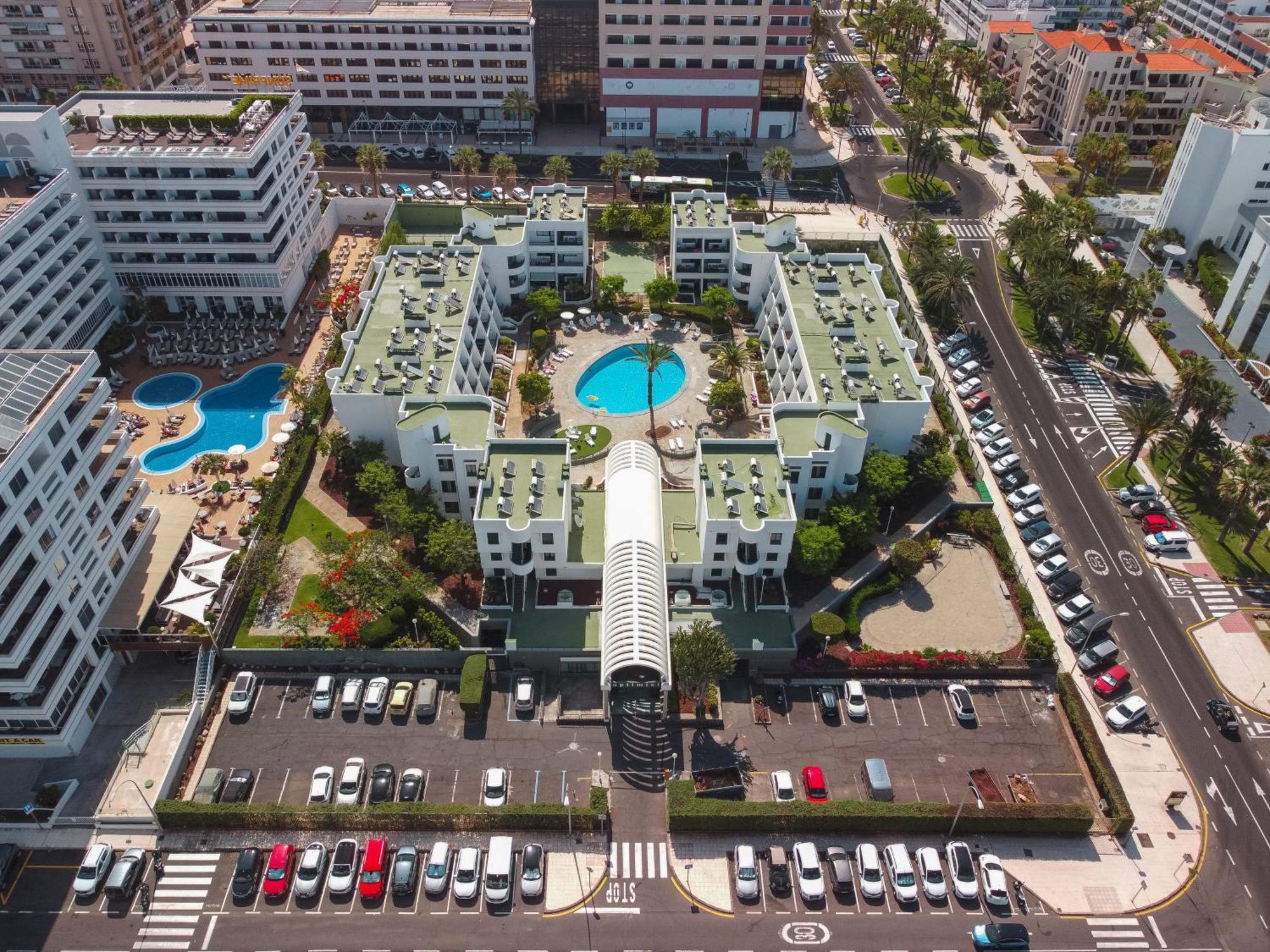 Go2Tenerife Apart Sira Family, Pool & Beach Playa de las Americas  Luaran gambar